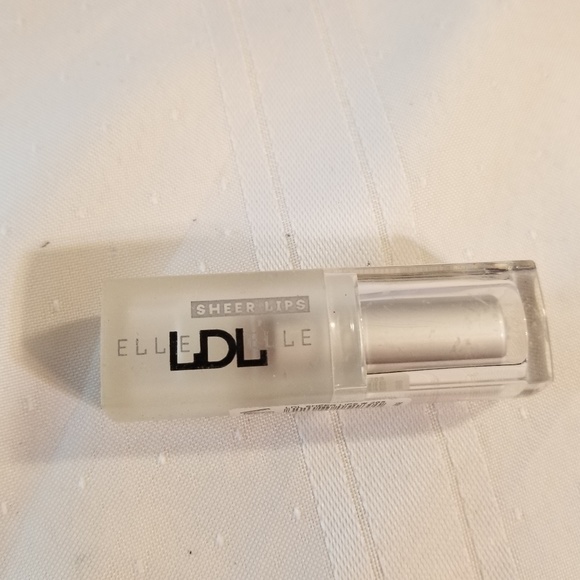 ELLE Lipstick Color 265 - Picture 2 of 6